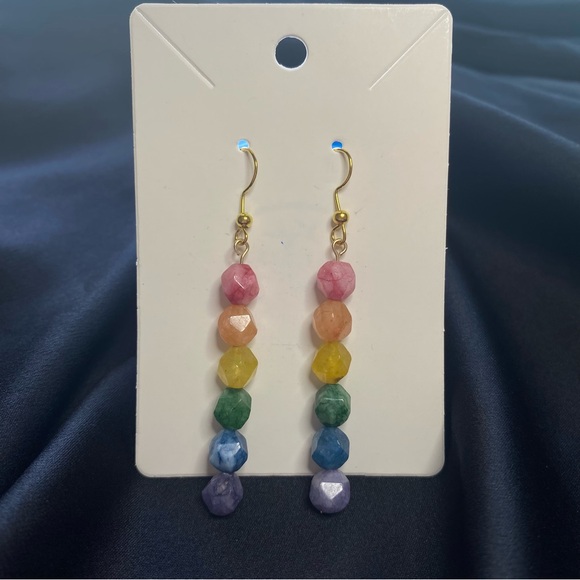 Blue Willow Boutique Earrings - Picture 4 of 4